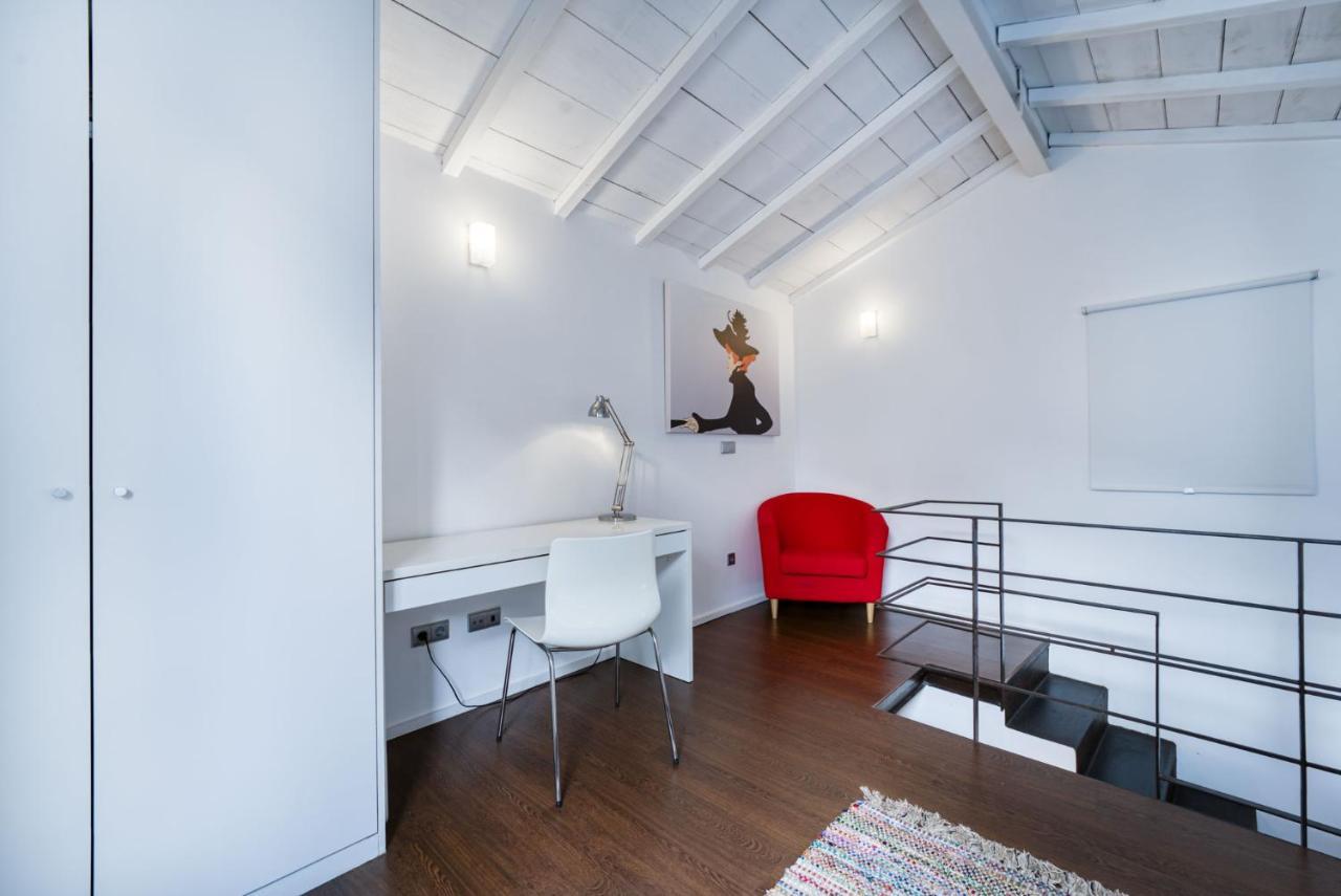 Fine Arts Studios By Olala Homes Porto Kültér fotó