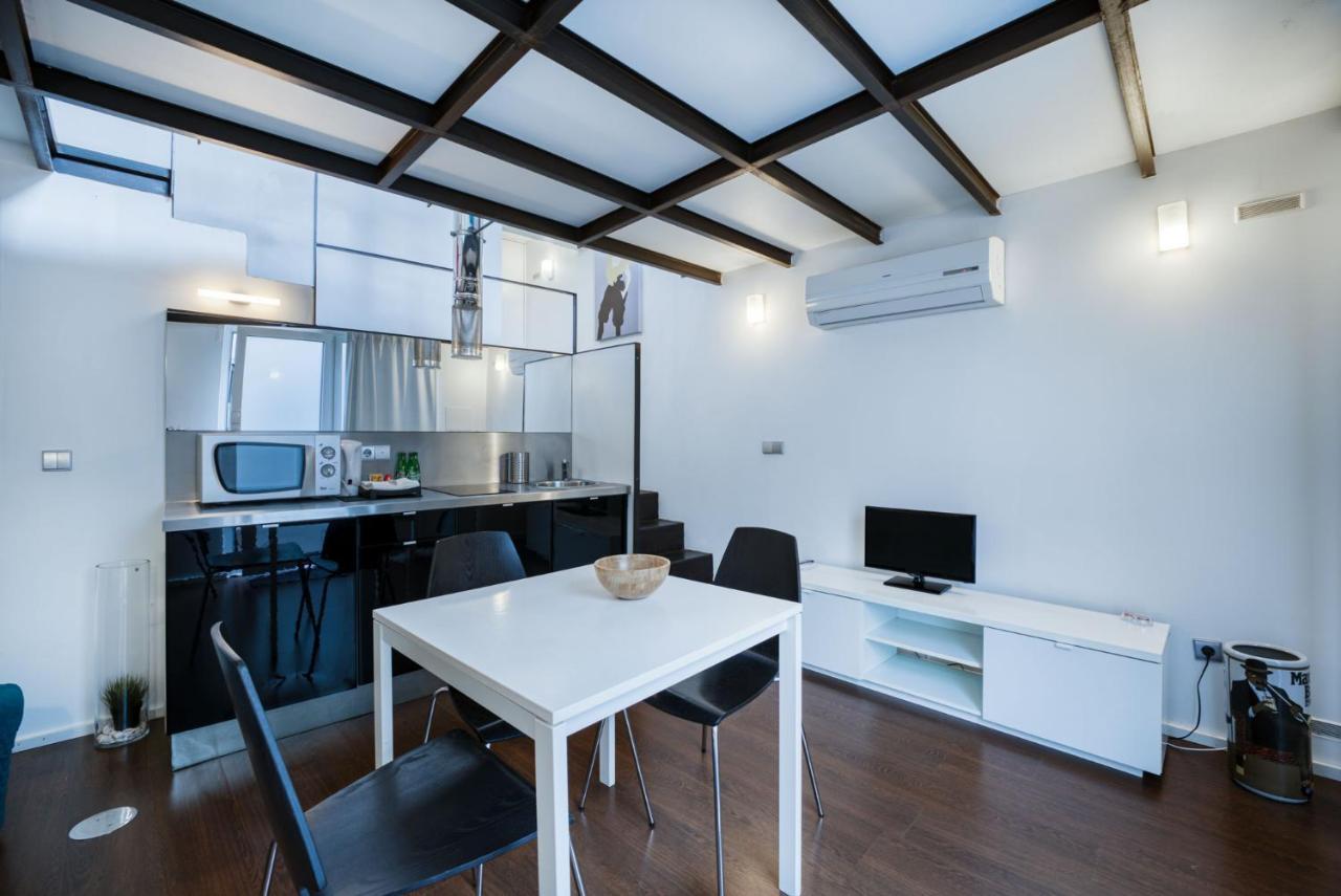 Fine Arts Studios By Olala Homes Porto Kültér fotó