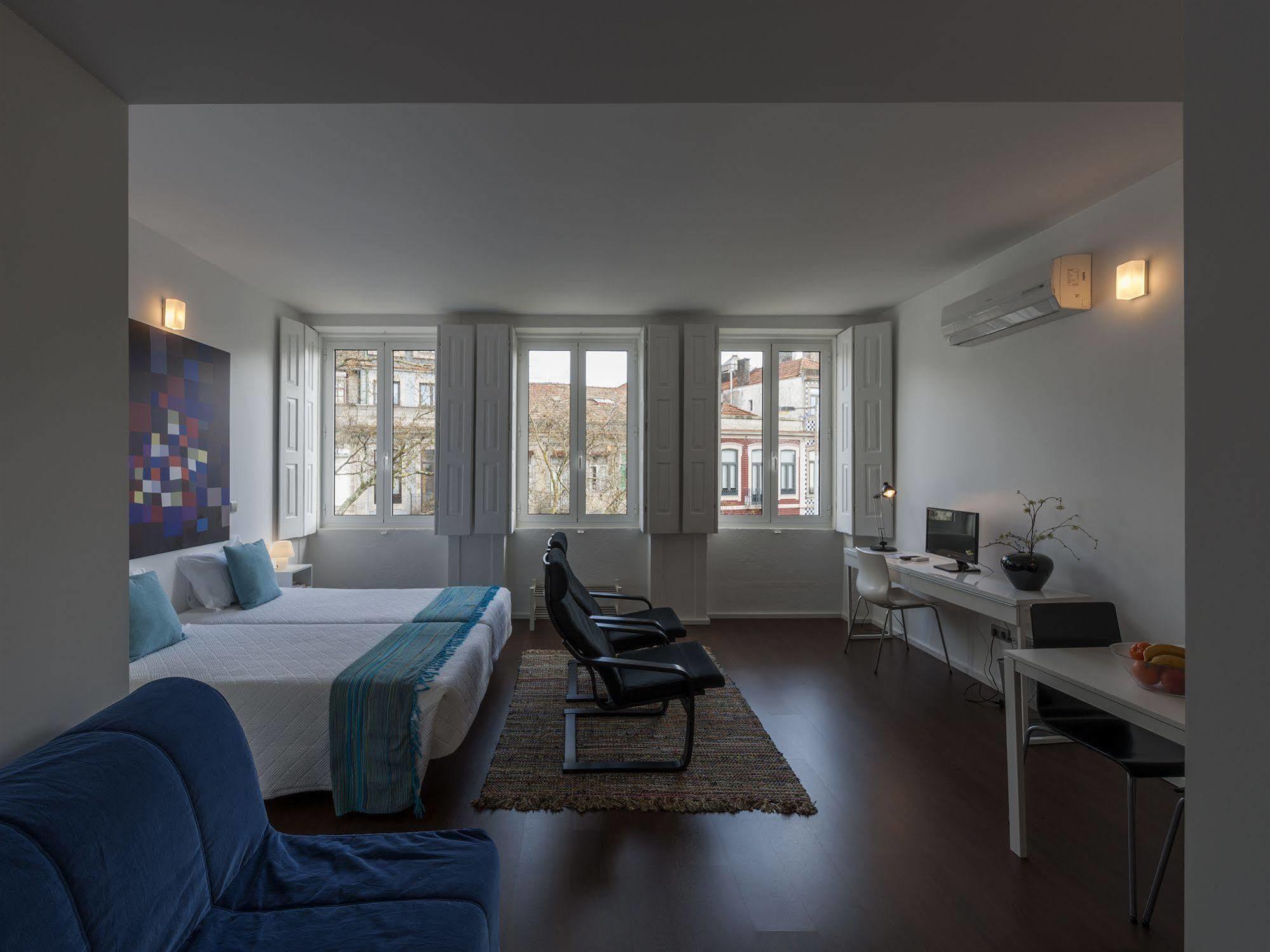 Fine Arts Studios By Olala Homes Porto Kültér fotó