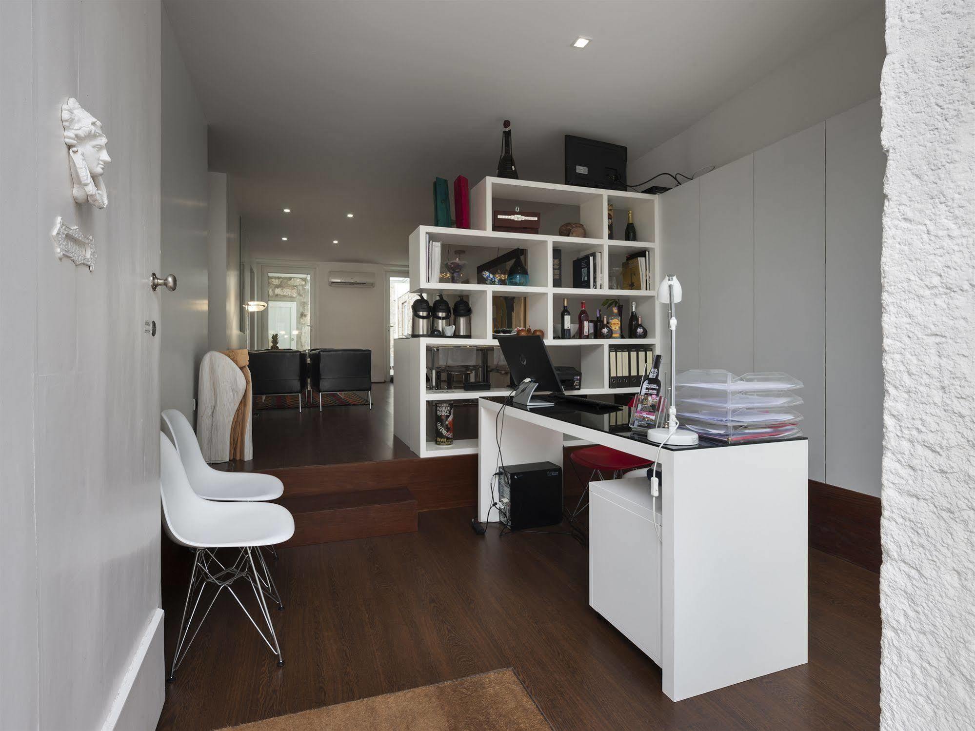 Fine Arts Studios By Olala Homes Porto Kültér fotó