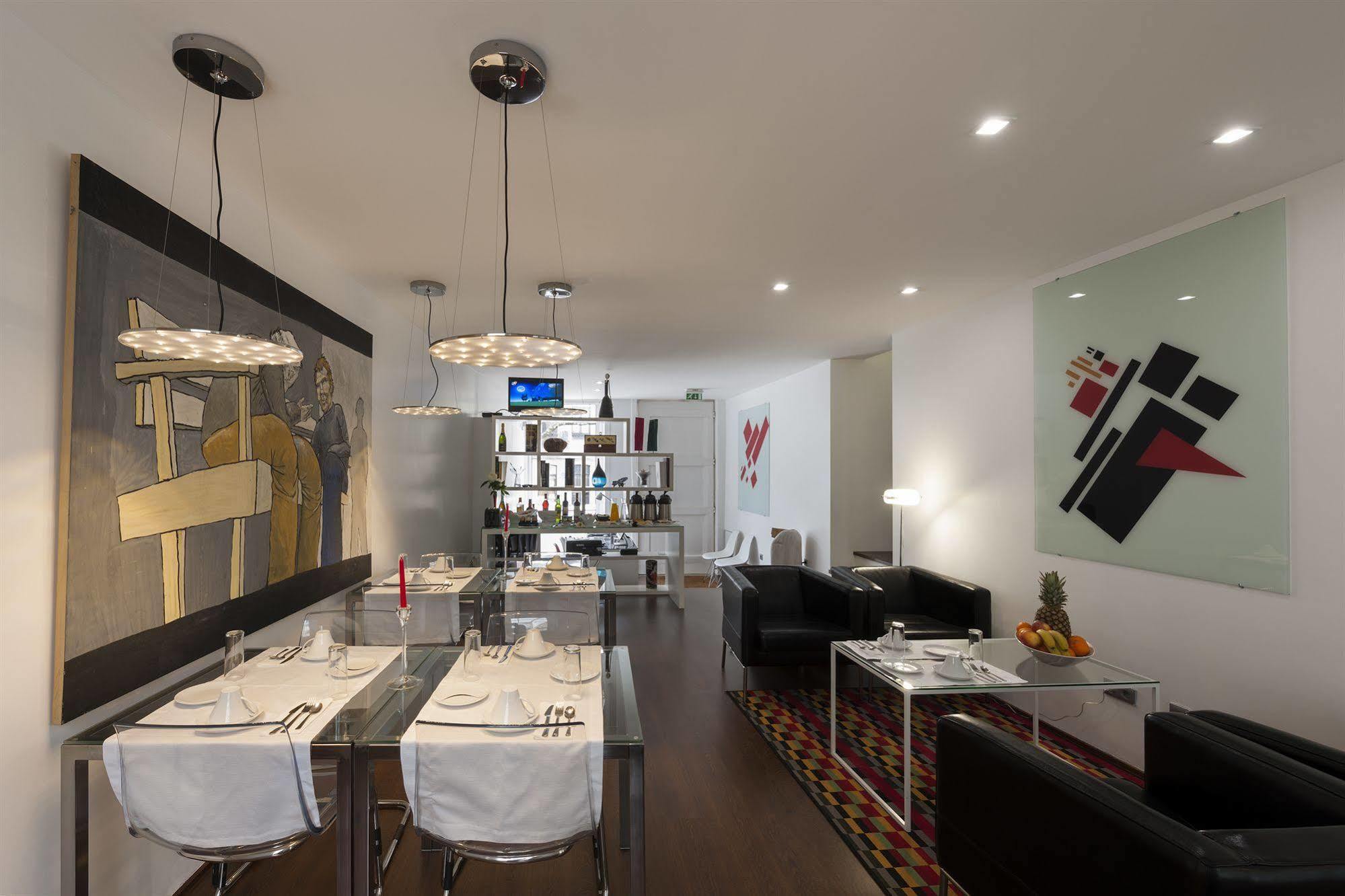 Fine Arts Studios By Olala Homes Porto Kültér fotó